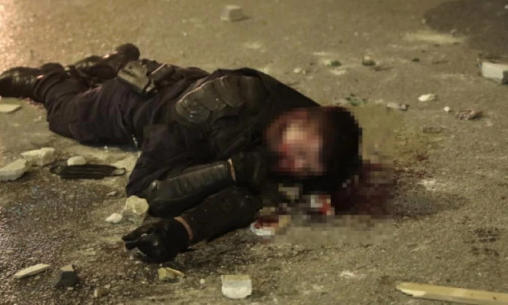 Η σοκαριστική κατάθεση του αστυνομικού που τον έδερναν επί 2,5 λεπτά στην Ν.Σμύρνη (βίντεο)